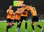 乐鱼体育网站入口-狼队致敬连胜势头，稳固英超壮志向前的简单介绍