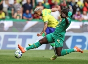 乐鱼体育入口-马德里双雄争霸，马内进球帮助皇家马德里取胜