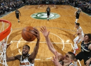 乐鱼体育地址-关于东西部争相夺冠，无冕之王重新登顶的信息