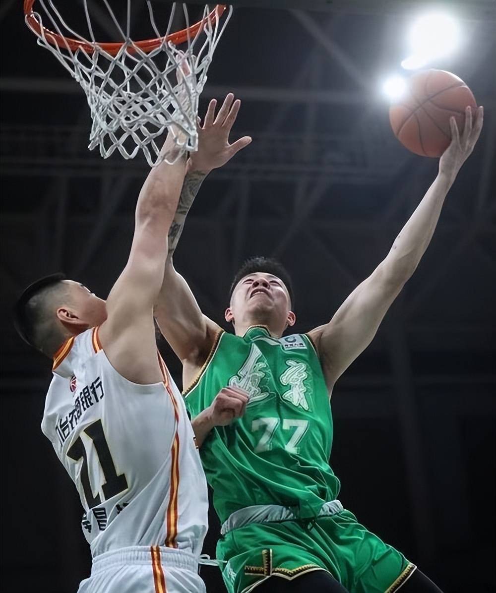 吉林队爆发神级表现，全国篮球锦标赛被彻底压制，逆转的简单介绍