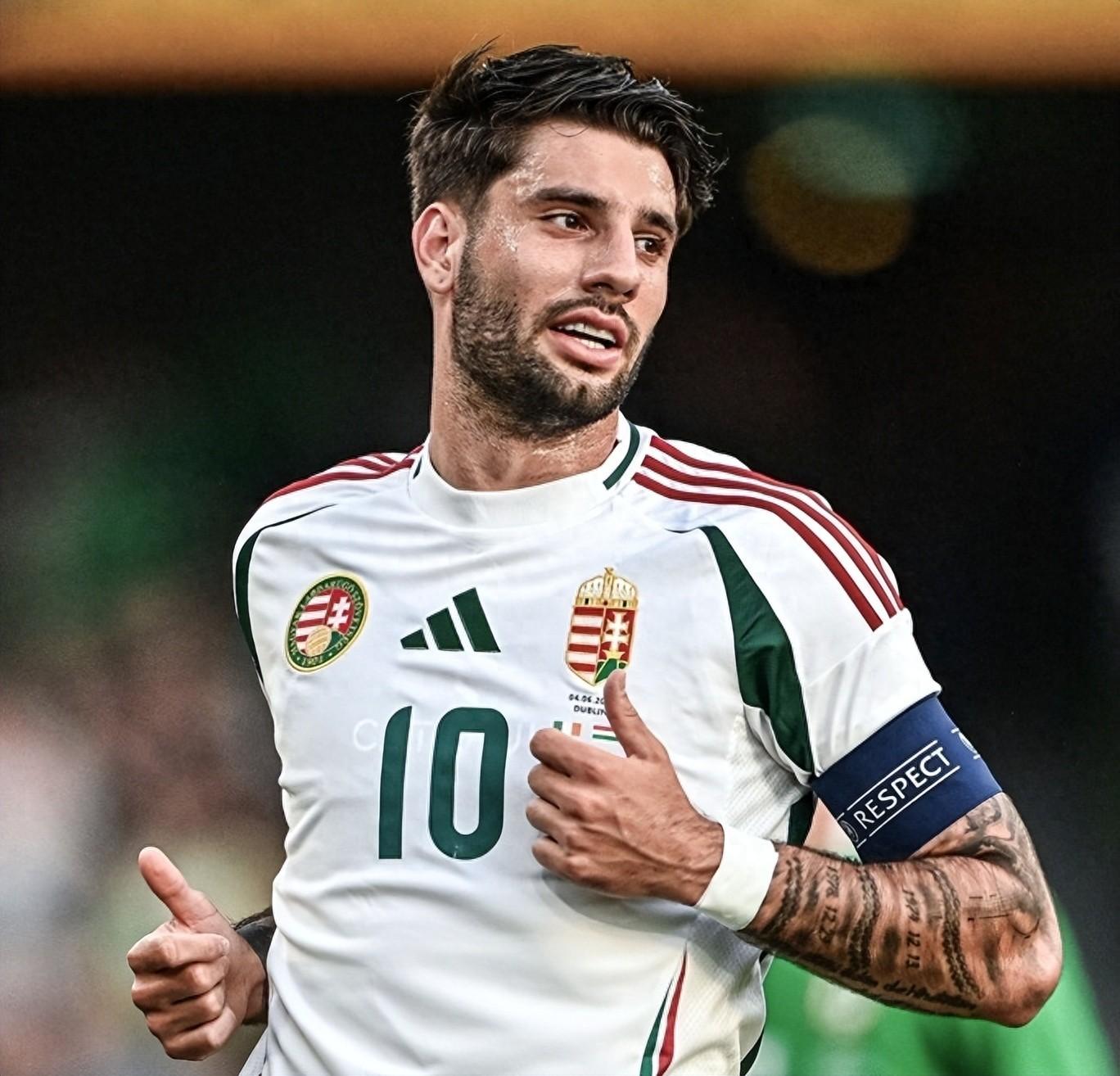 包含匈牙利队在比赛中表现出色，实现大逆转的词条