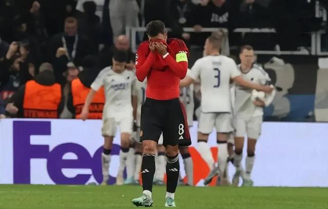 皇马遭遇出局，无缘欧冠下一轮的简单介绍