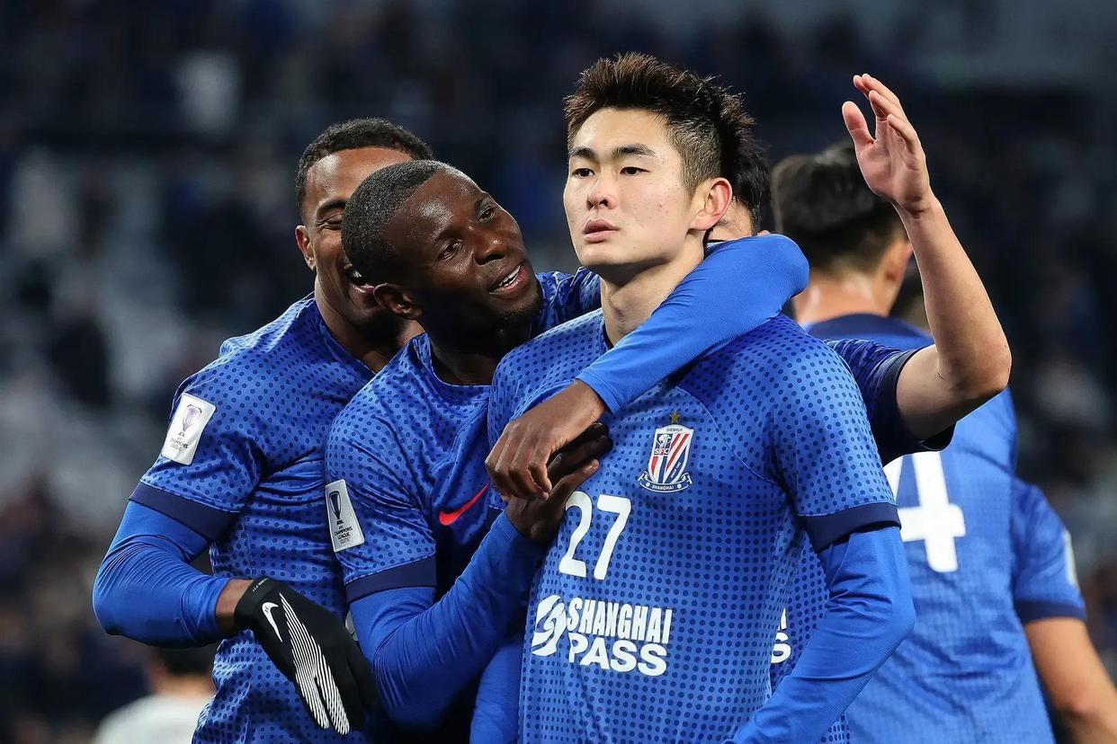 沙特球队在亚冠比赛中奋起直追