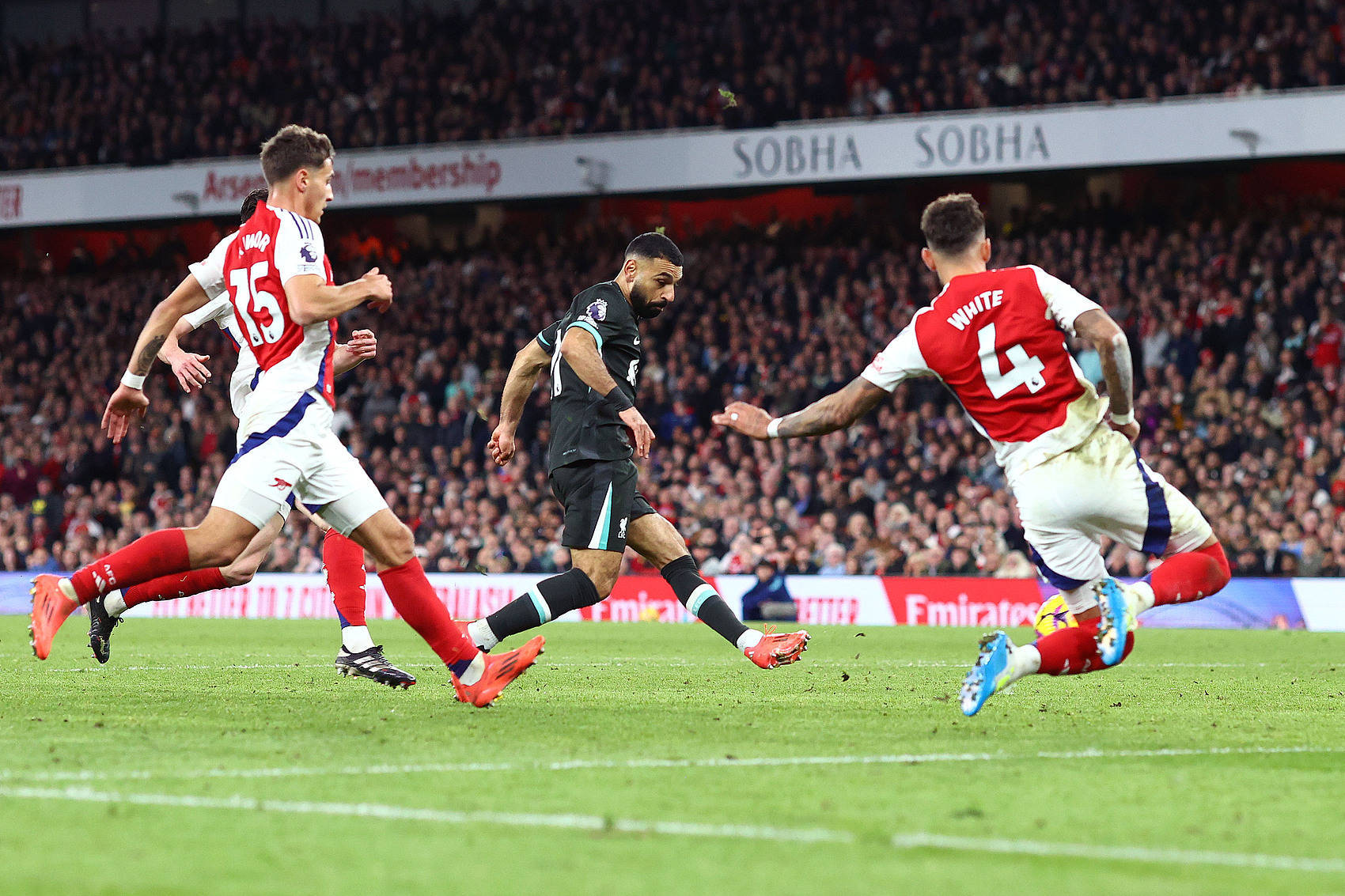 托特纳姆主场连负平局，球队成绩遭遇停滞的简单介绍