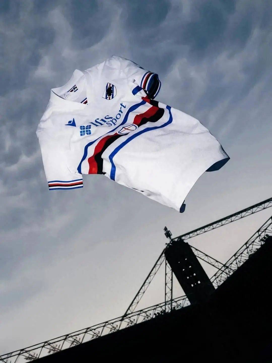 热那亚客场险胜桑普多利亚，全取三分