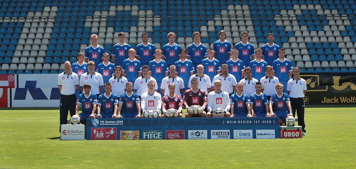 包含西班牙队备战遇困扰,教练组调整战术的词条 包含西班牙队备战遇困扰,教练组调整战术的词条