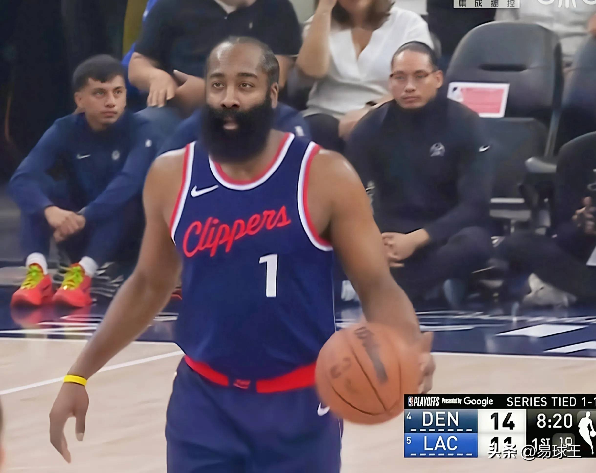 火箭淘汰快船续出征西部半决赛 火箭淘汰快船续出征西部半决赛