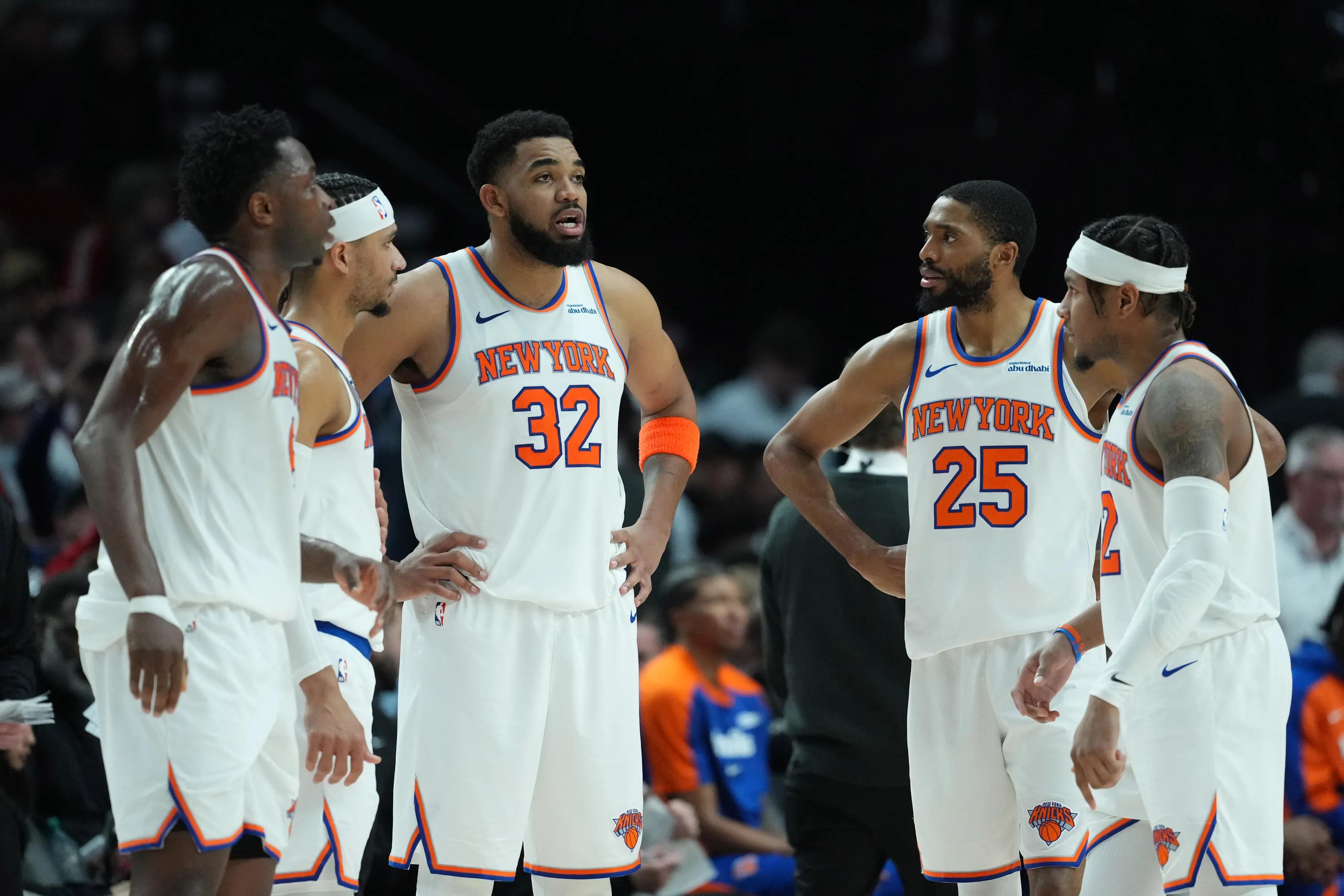 包含独行侠逆袭太阳，唐斯全方位表现帮助球队实现突破的词条