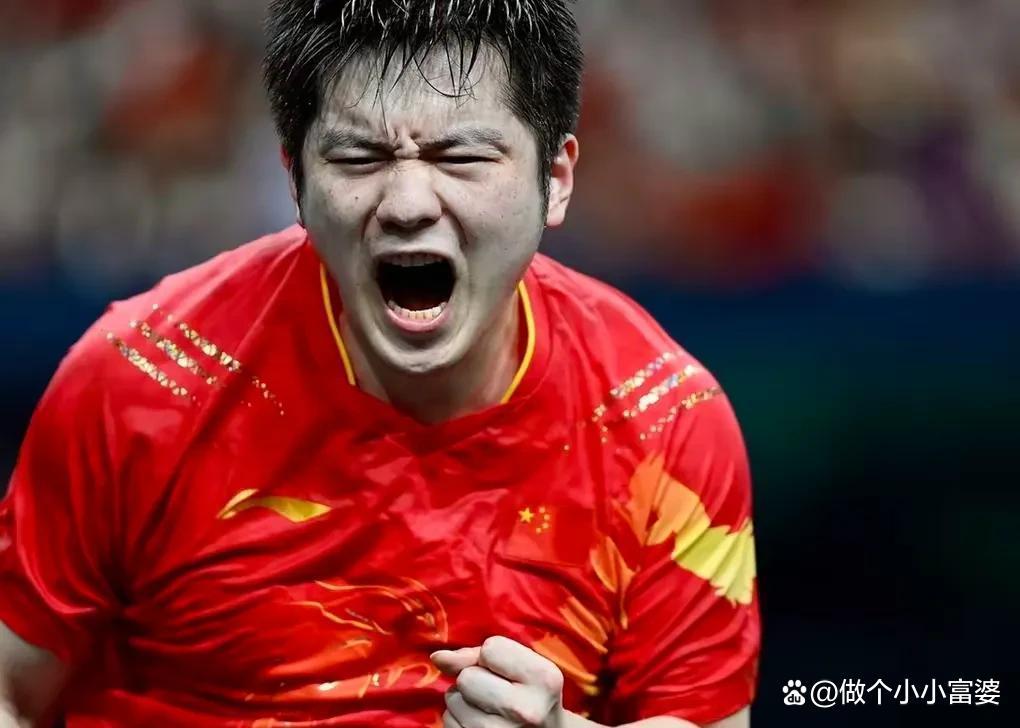 许昕与樊振东组合夺得乒乓球混双银牌